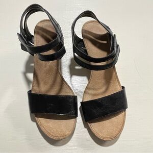 Black strappy Espadrille Wedge Sandals